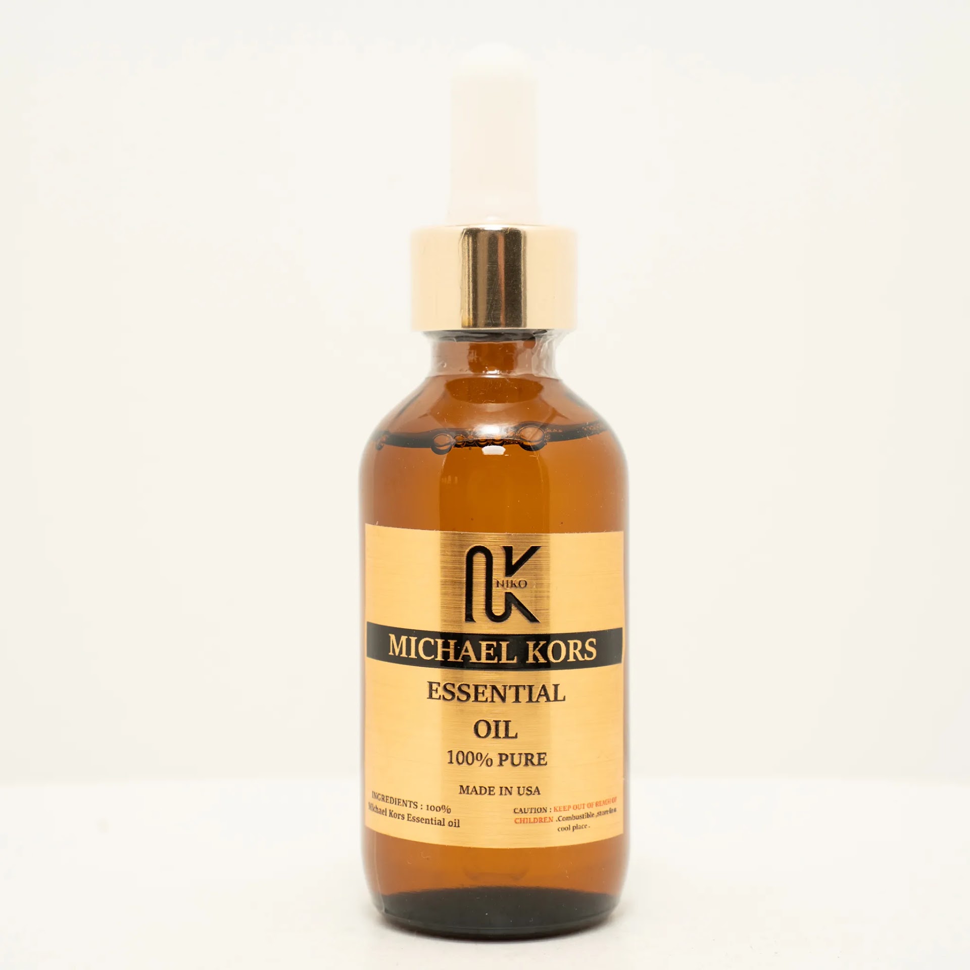 NIKO MICHEAL KORS ESSENTIAL OIL